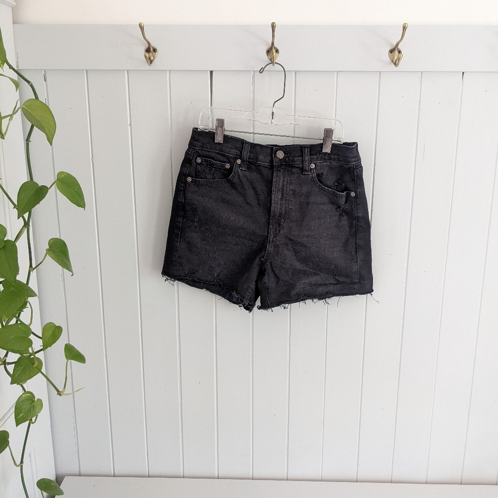 4/$25 Gap Black Distressed High Rise Shorts